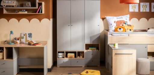 pokój dziecięcy w odcieniach niebieskiego i brązu